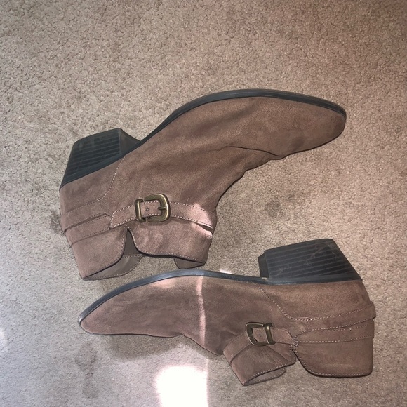 Cute brown Ankle Boots - Picture 5 of 5
